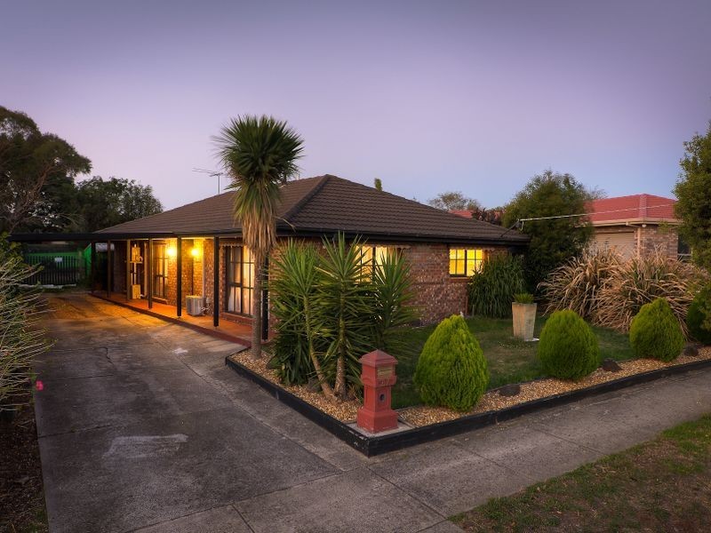 1/57 Warana Drive, Hampton Park VIC 3976