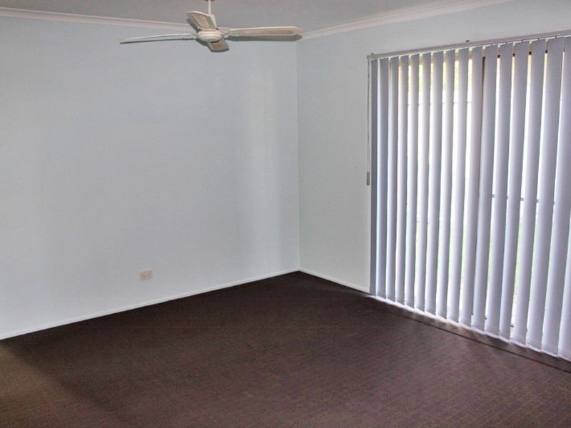 4 Ellindale Close, Hampton Park VIC 3976