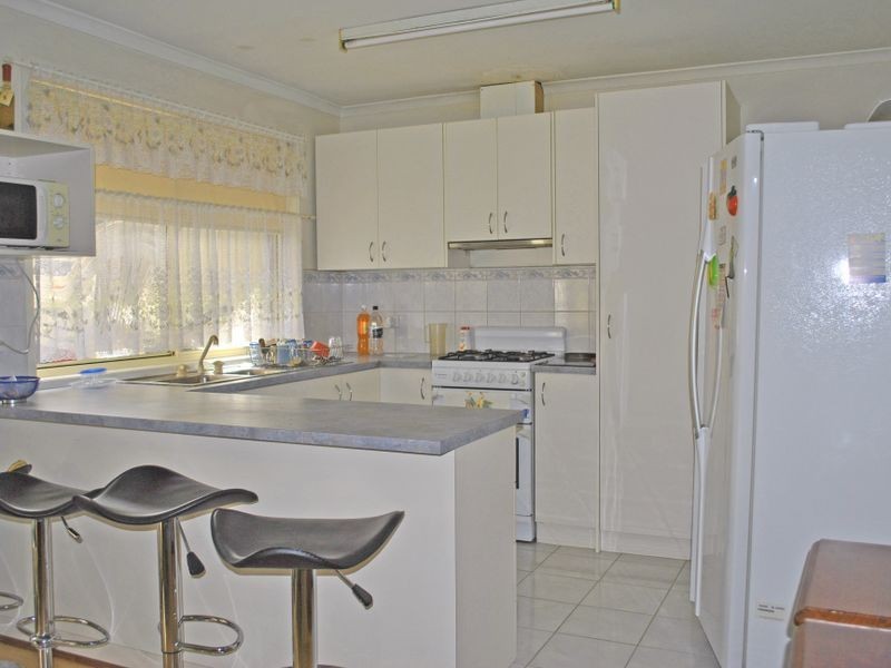 4 Eclipse Court, Hampton Park VIC 3976