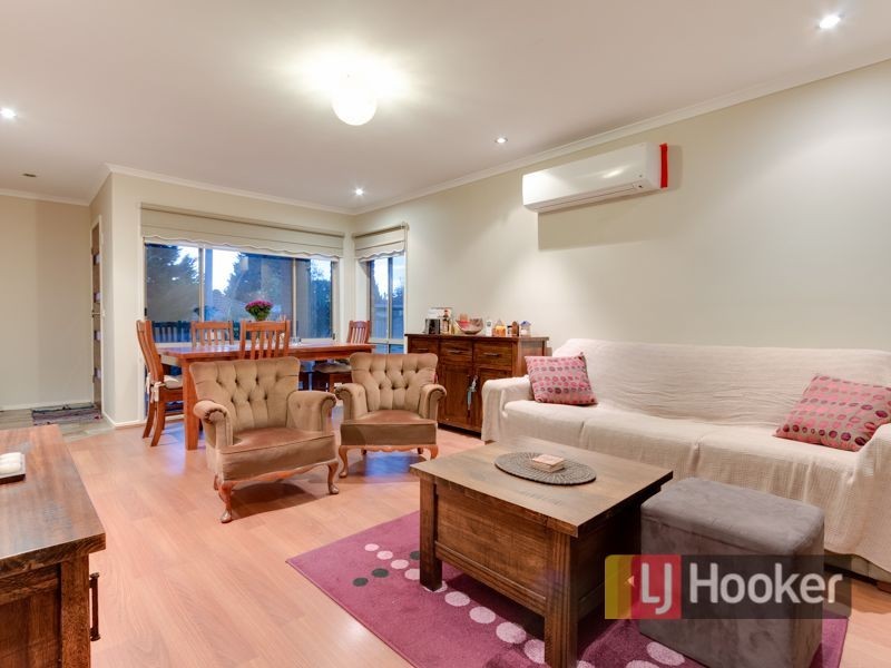1/127 Warana Drive, Hampton Park VIC 3976
