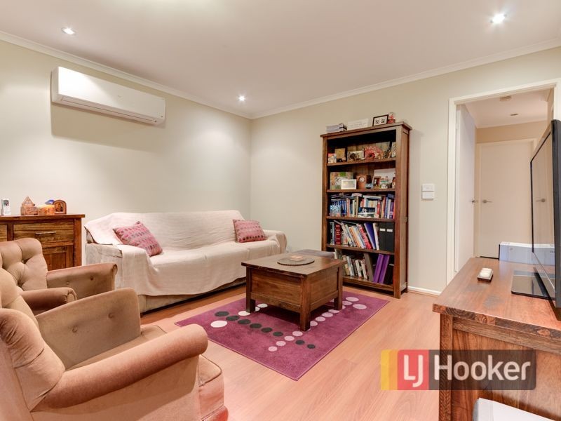 1/127 Warana Drive, Hampton Park VIC 3976