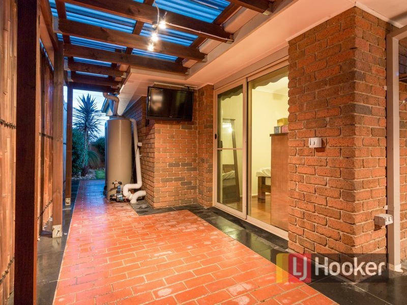 1/127 Warana Drive, Hampton Park VIC 3976