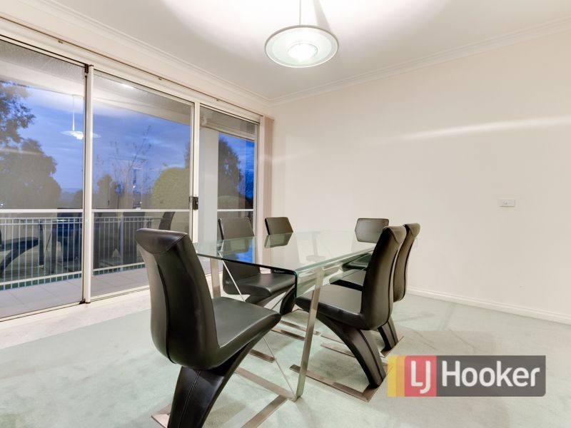 34 Georgette Crescent, Endeavour Hills VIC 3802