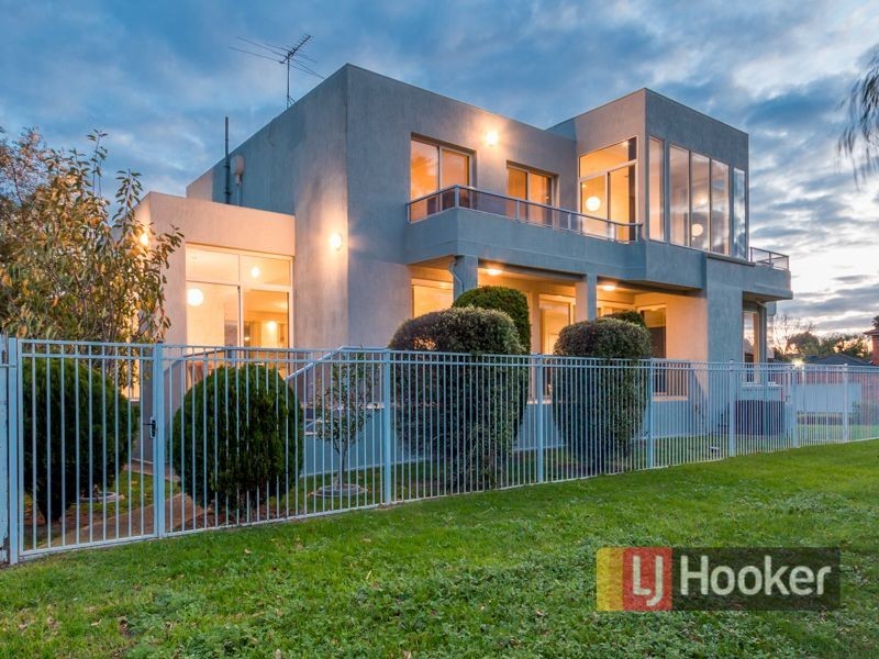 34 Georgette Crescent, Endeavour Hills VIC 3802