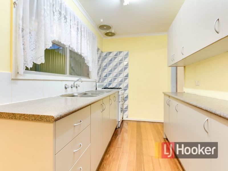 1/2 Village Drive, Hampton Park VIC 3976