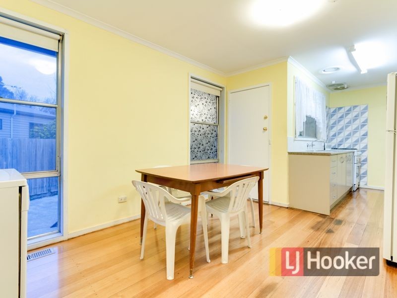 1/2 Village Drive, Hampton Park VIC 3976
