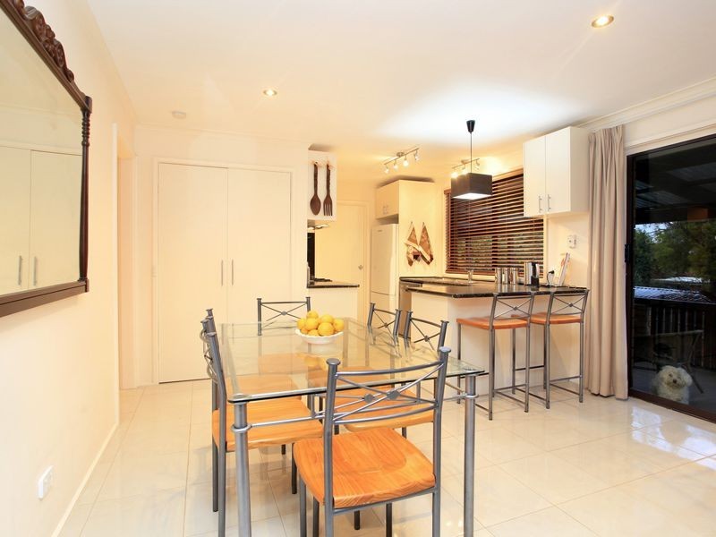 24 The Grange, Hampton Park VIC 3976