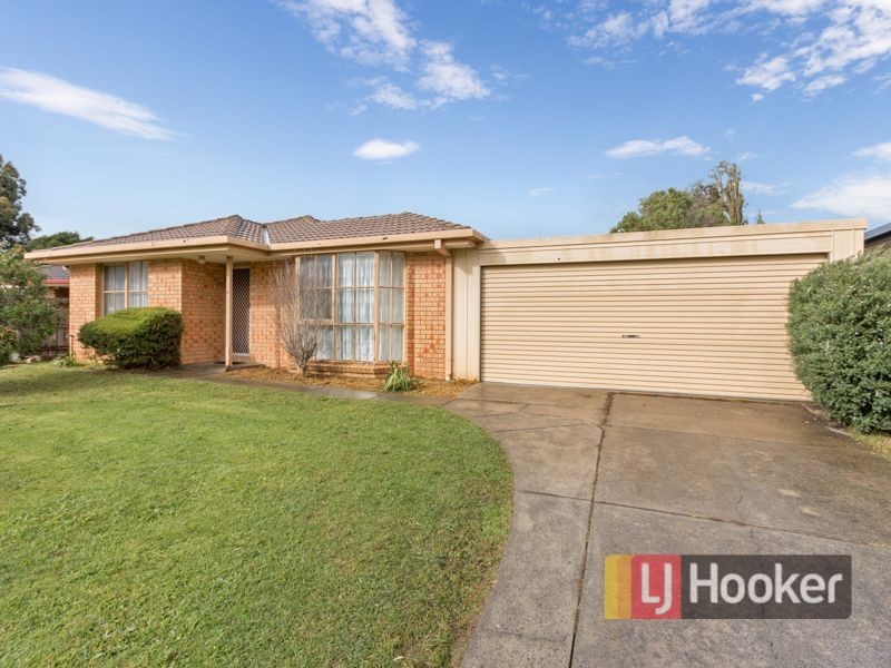 10 Miranda Gardens, Hampton Park VIC 3976