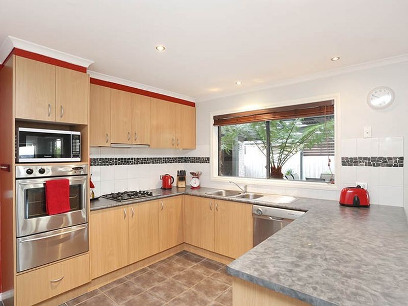 176 The Promenade, Narre Warren South VIC 3805