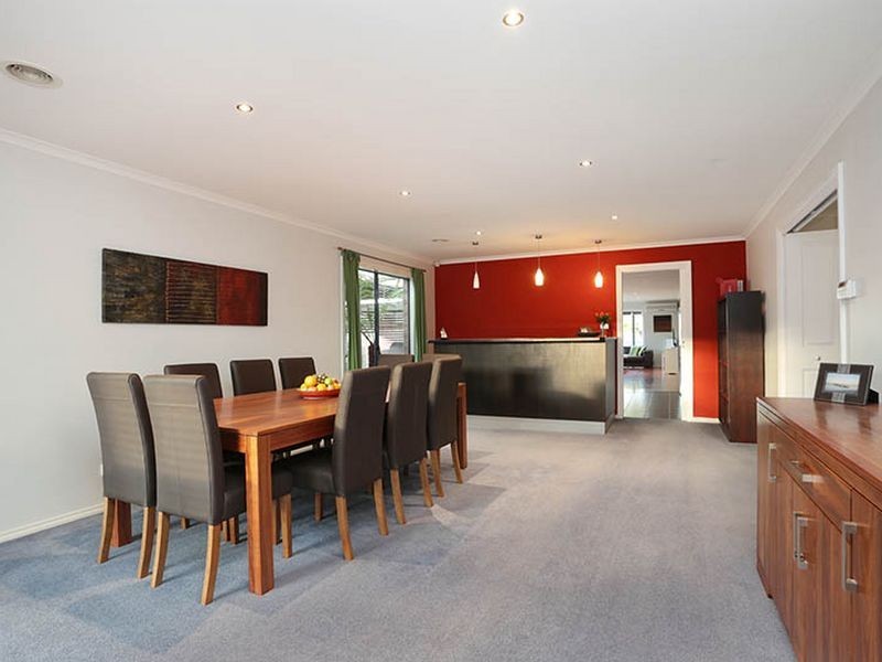 176 The Promenade, Narre Warren South VIC 3805