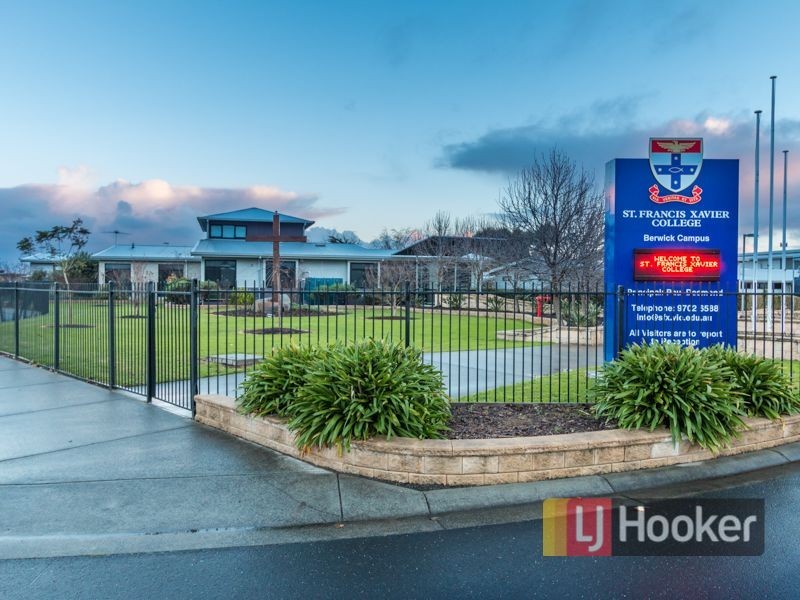 66 Ridgemont Drive, Berwick VIC 3806