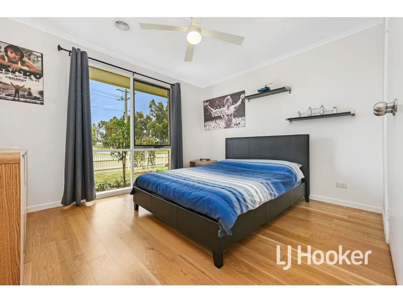 1 Geraldine Drive, Hampton Park VIC 3976
