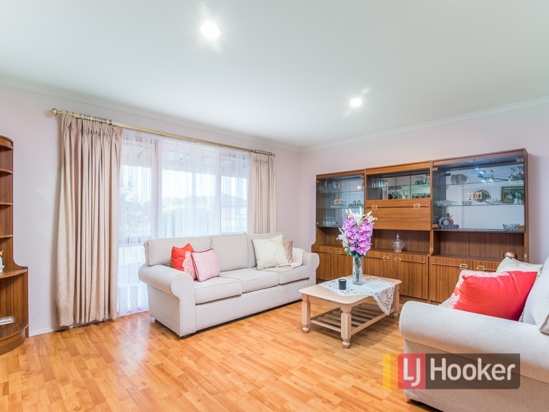 7 Ridge Court, Hampton Park VIC 3976