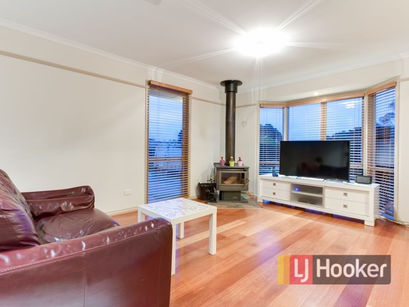 2/4 Culcairn Court, Narre Warren South VIC 3805