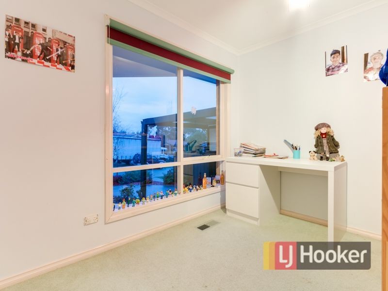 2/4 Culcairn Court, Narre Warren South VIC 3805