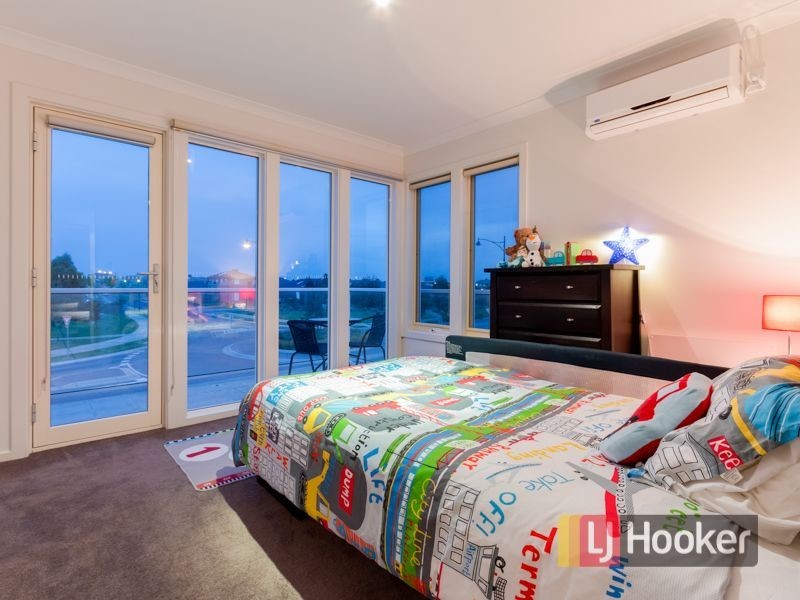 32 Darwin Way, Pakenham VIC 3810