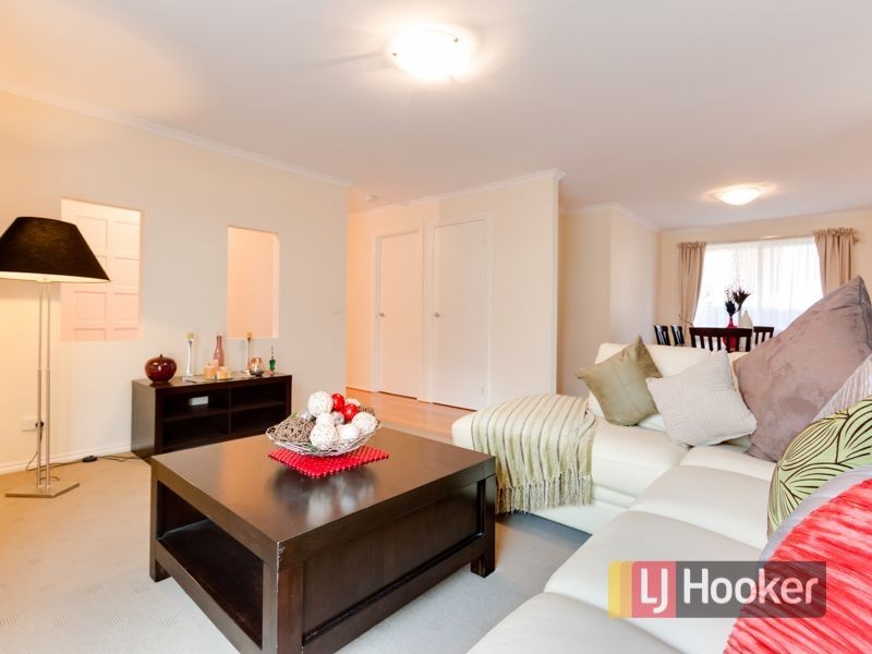 22 Vivienne Way, Berwick VIC 3806