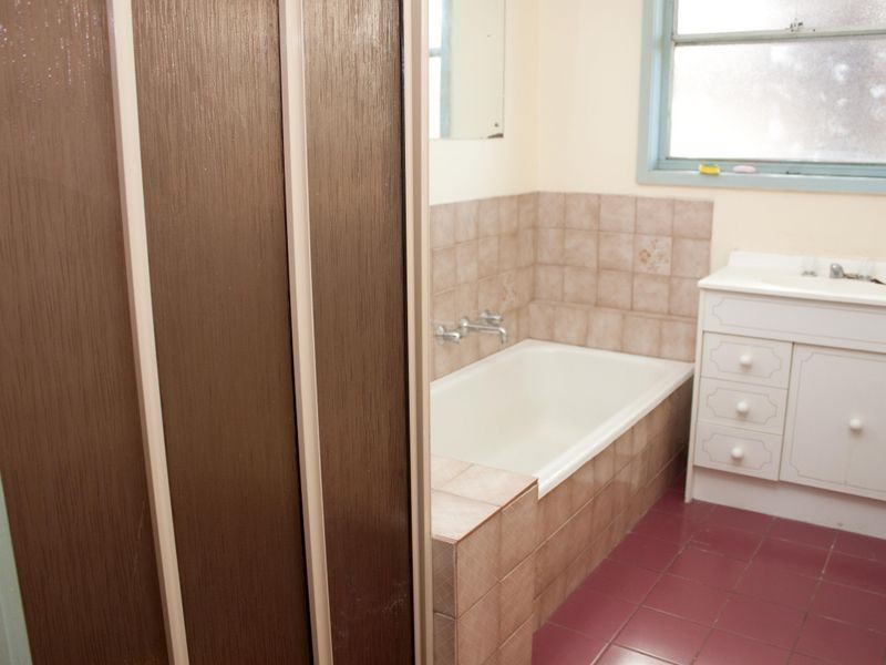 121 Somerville Road, Hampton Park VIC 3976