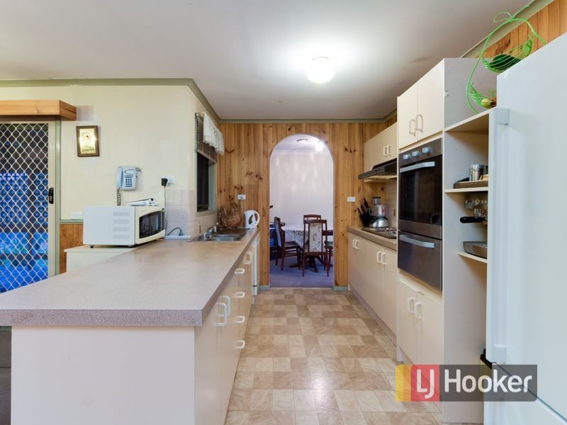 12 Carmen Court, Hampton Park VIC 3976