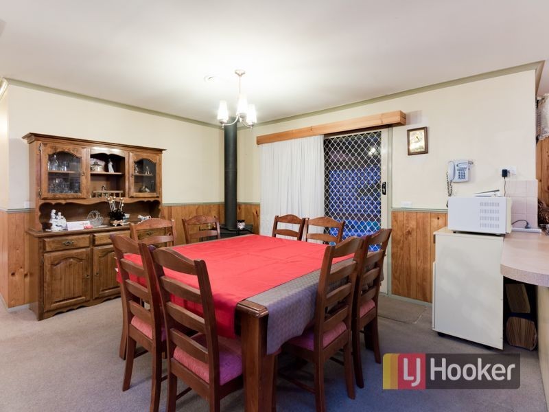 12 Carmen Court, Hampton Park VIC 3976