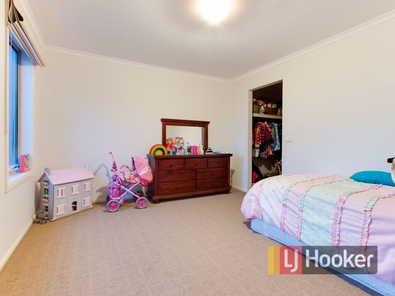 6 Napier Way, Narre Warren South VIC 3805