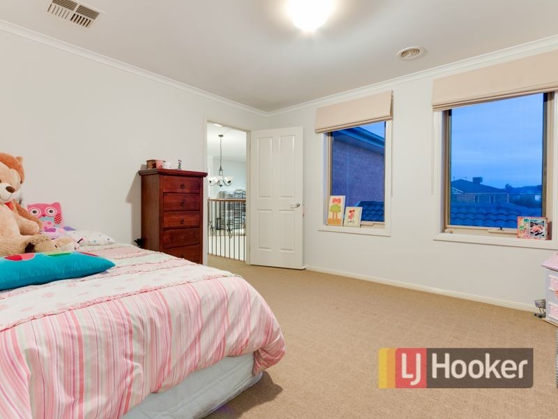 6 Napier Way, Narre Warren South VIC 3805