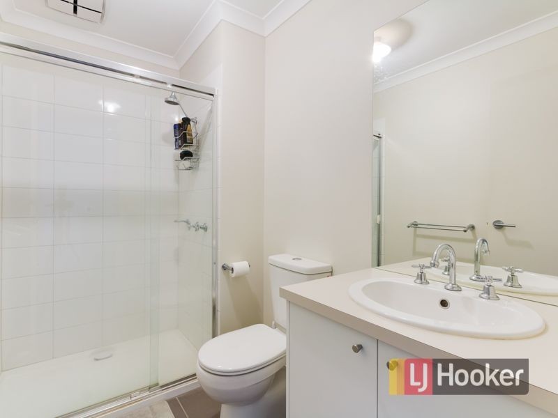 82 Green Gully Road, Clyde VIC 3978