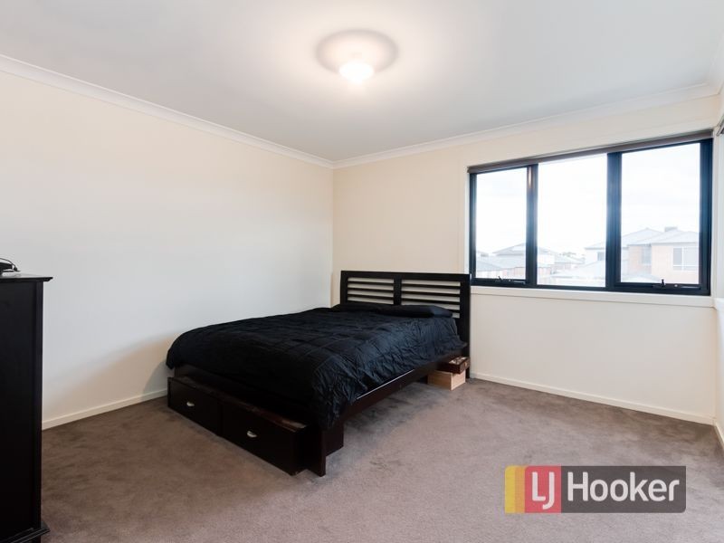 82 Green Gully Road, Clyde VIC 3978