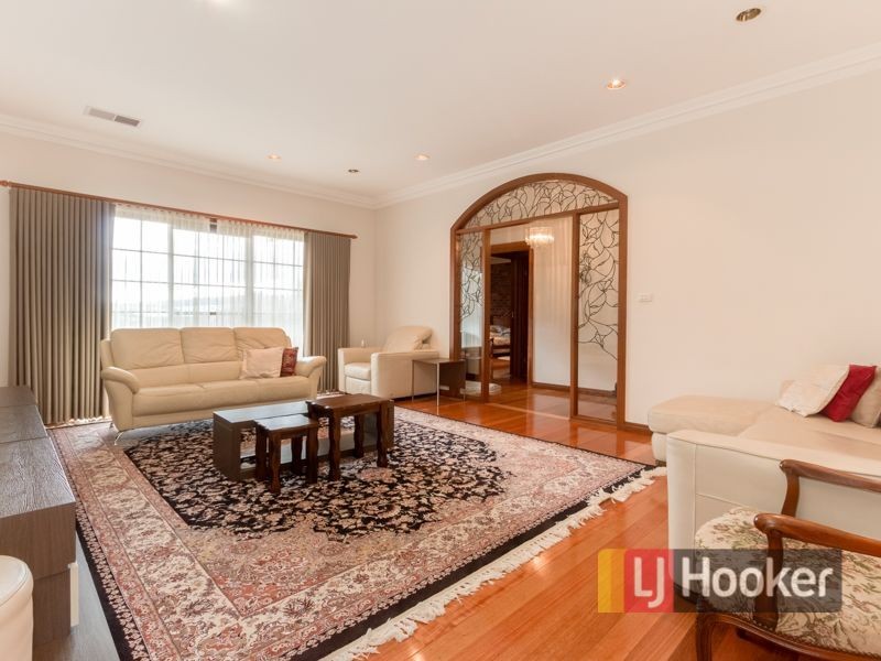 7 Tandderwen Court, Narre Warren North VIC 3804