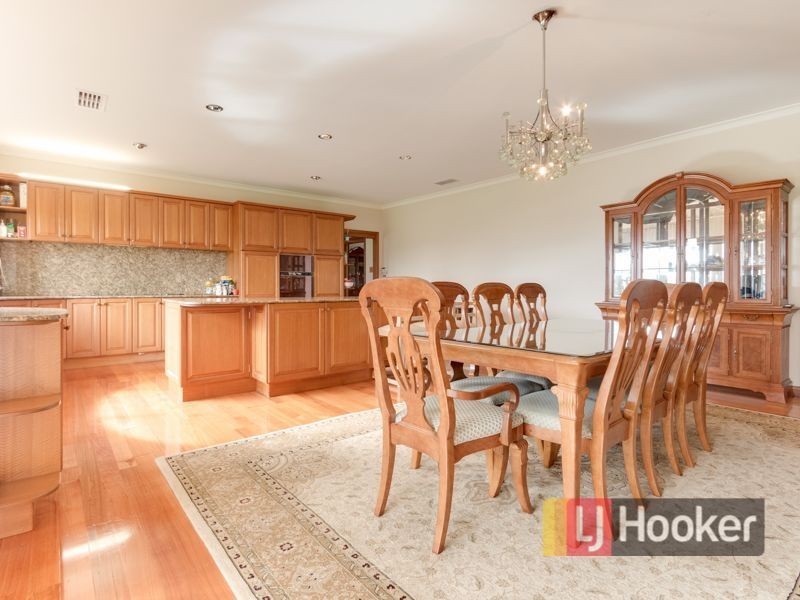 7 Tandderwen Court, Narre Warren North VIC 3804