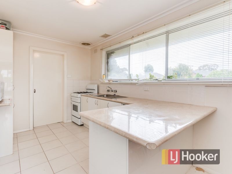 2/24 William Avenue, Hallam VIC 3803