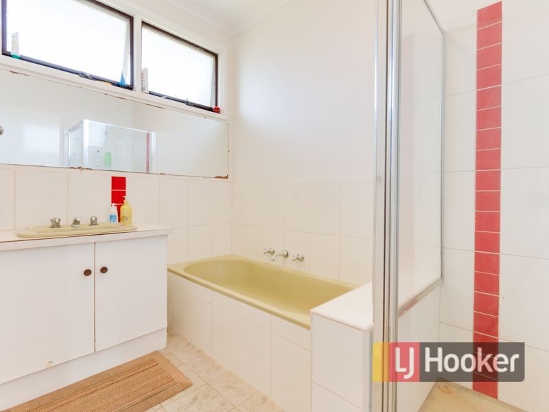 40-42 Robjant Street, Hampton Park VIC 3976