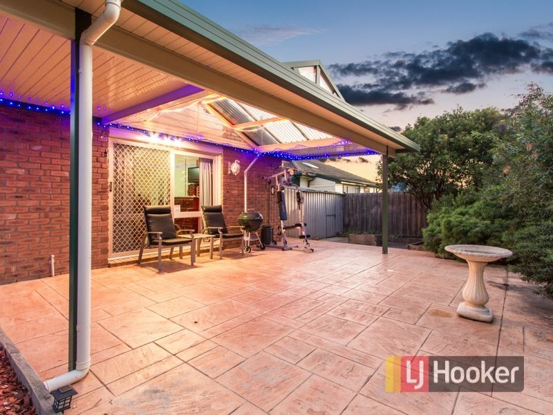 1 Jambe Court, Hampton Park VIC 3976