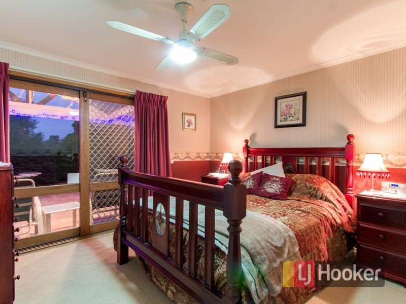 1 Jambe Court, Hampton Park VIC 3976