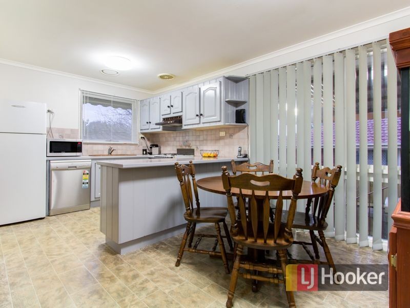 4 Urquhart Court, Hampton Park VIC 3976