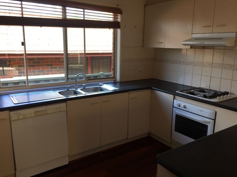 15 Pinnacle Way, Hampton Park VIC 3976