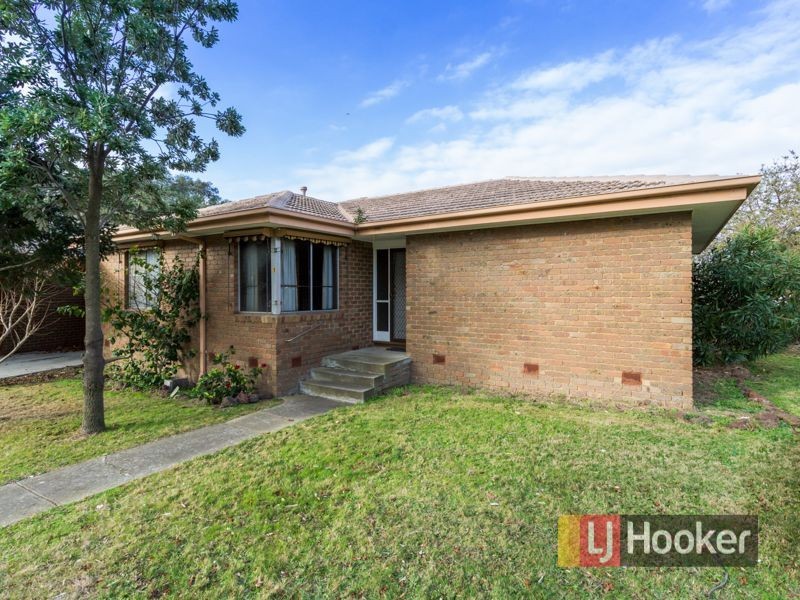 1 Wayside Court, Hampton Park VIC 3976
