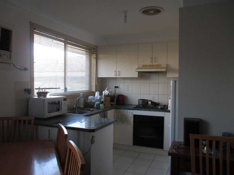 3/160 Mcfees Road, Dandenong North VIC 3175