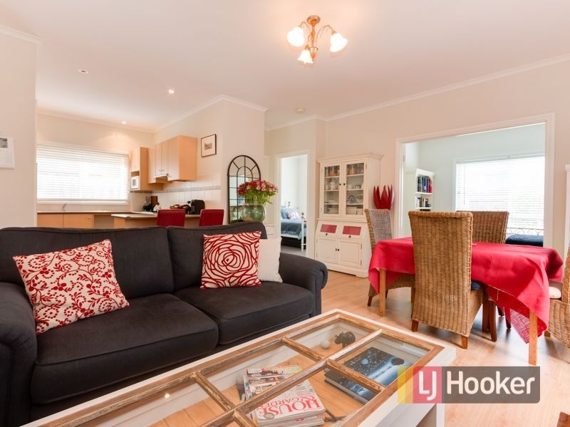 5 Boothby Terrace, Lynbrook VIC 3975