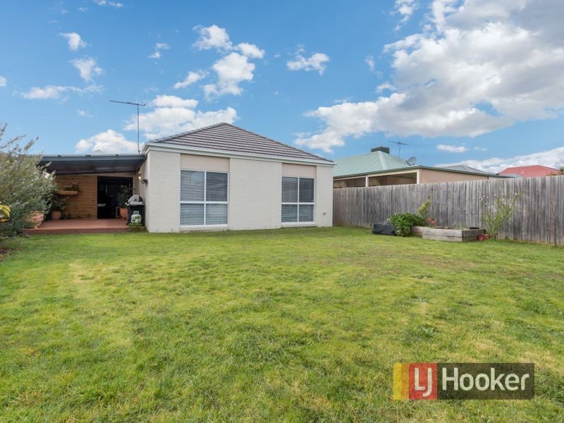 5 Boothby Terrace, Lynbrook VIC 3975