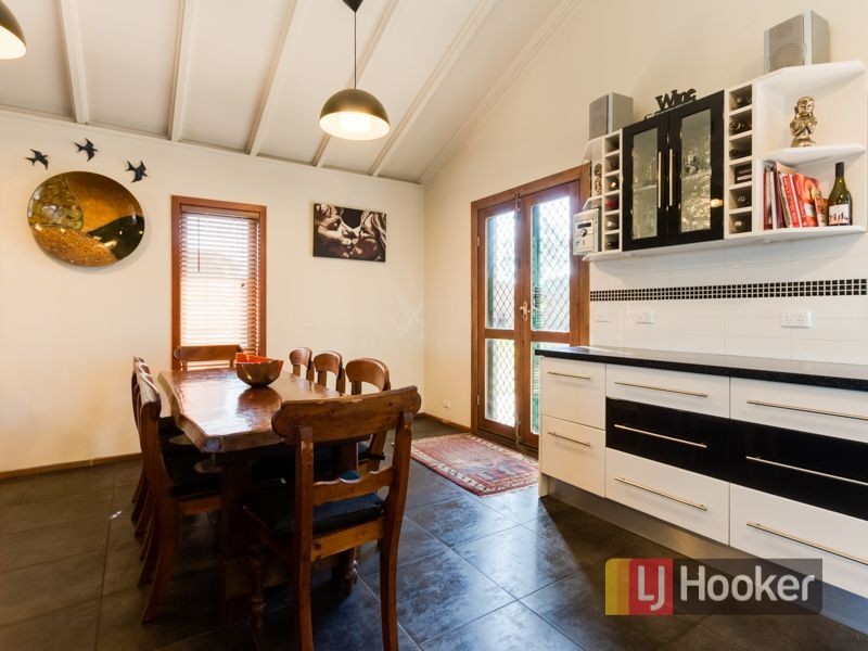 65 Olive Road, Hampton Park VIC 3976