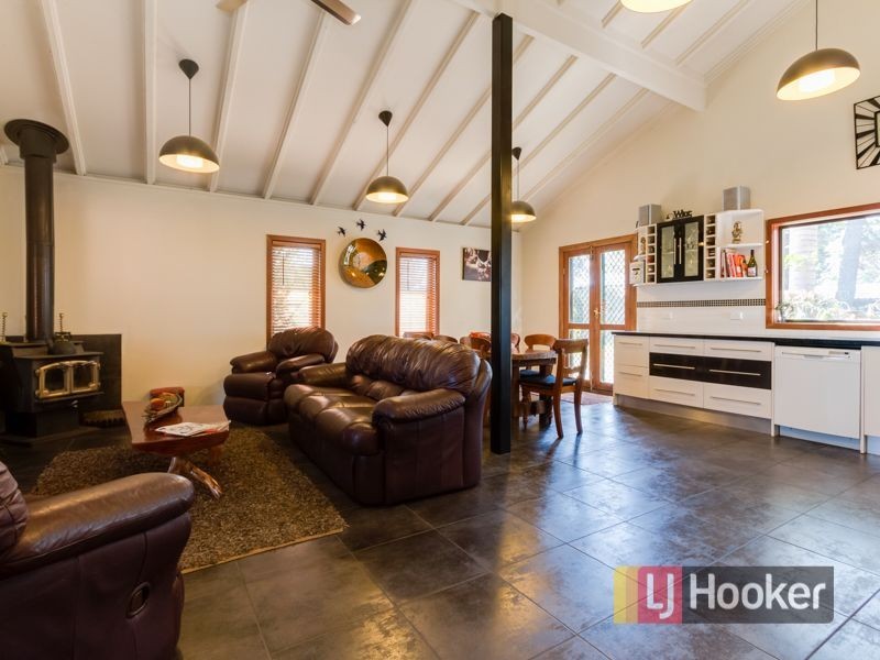 65 Olive Road, Hampton Park VIC 3976