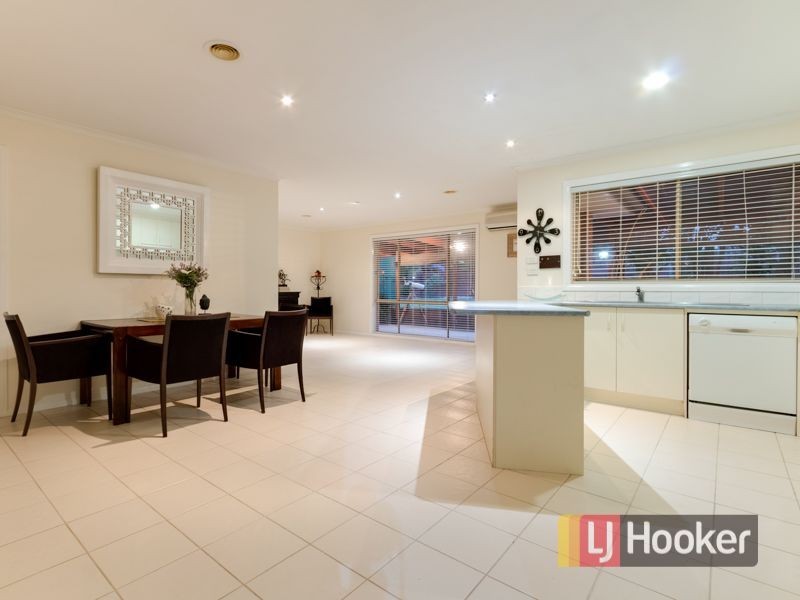 34 The Parkway, Hampton Park VIC 3976