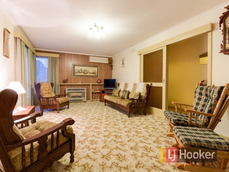 10 Tadstan Drive, Hampton Park VIC 3976