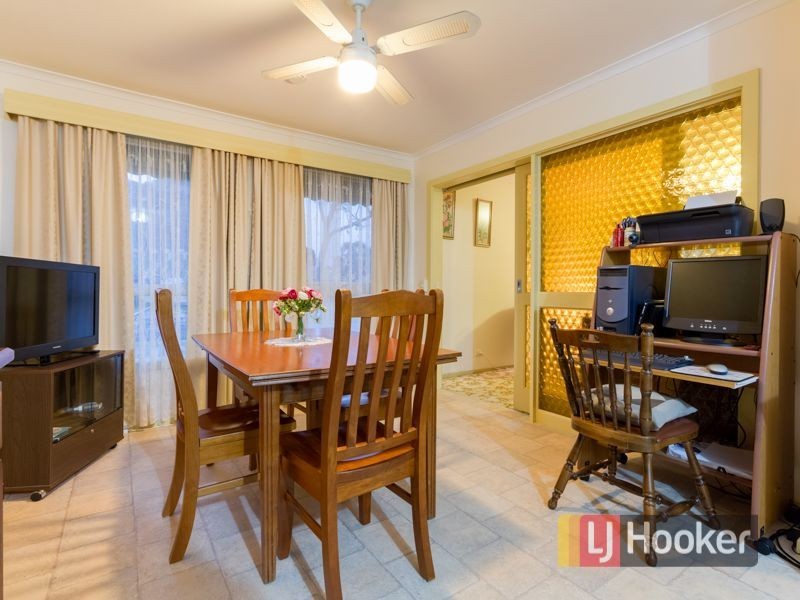 10 Tadstan Drive, Hampton Park VIC 3976