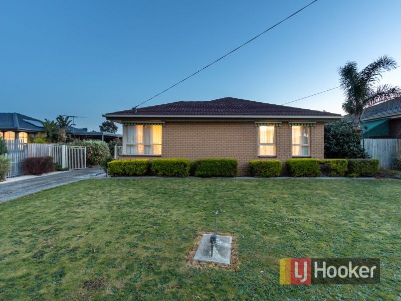 10 Tadstan Drive, Hampton Park VIC 3976