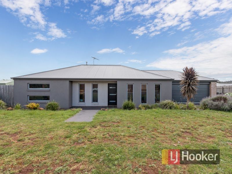 5 Emma Close, Drouin VIC 3818