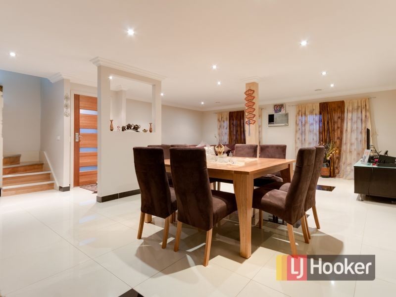 19 Beckington Crescent, Hampton Park VIC 3976