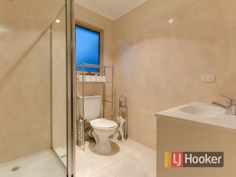 19 Beckington Crescent, Hampton Park VIC 3976