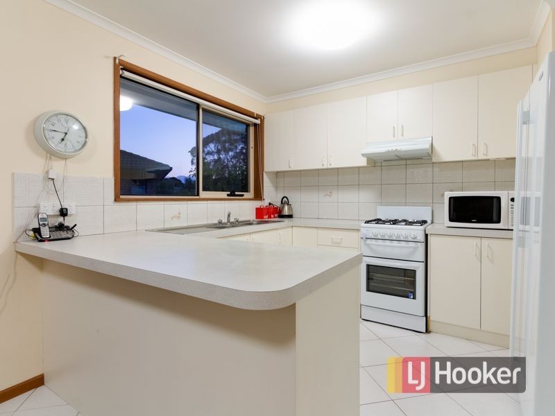 4/46-48 Beckington Crescent, Hampton Park VIC 3976